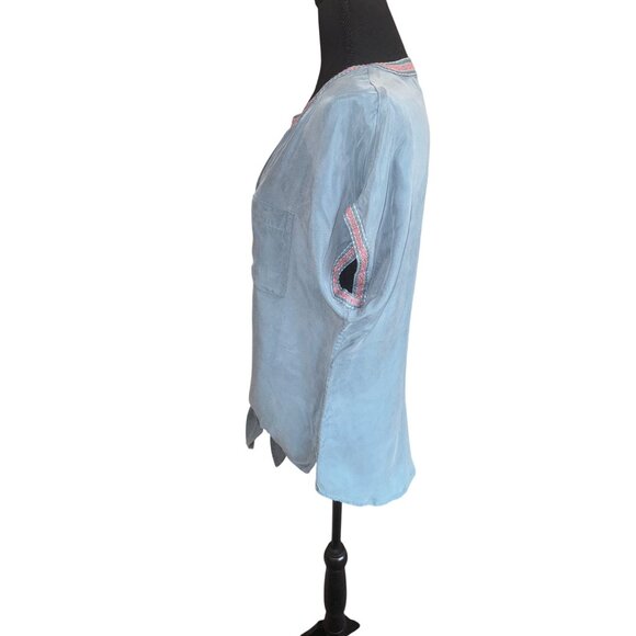 John Mark Soft Chambray Blue Button Boho Blouse Embroidered Front Tie M Cottage - Picture 10 of 12